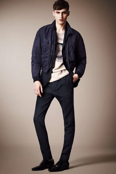 Look 28